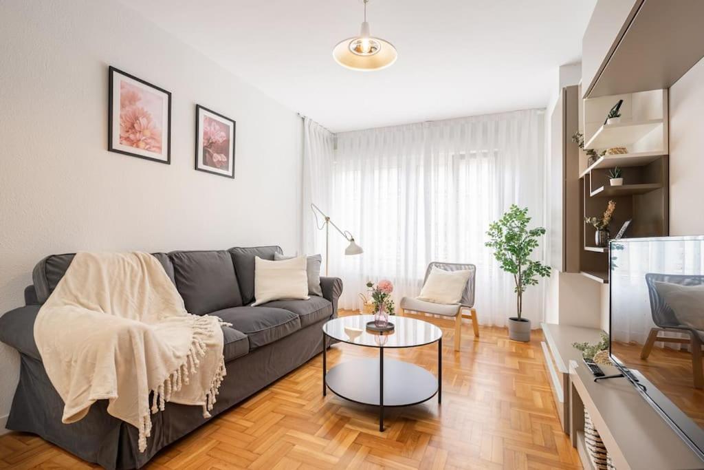 Apartamento Rafaela Gijon Exterior photo